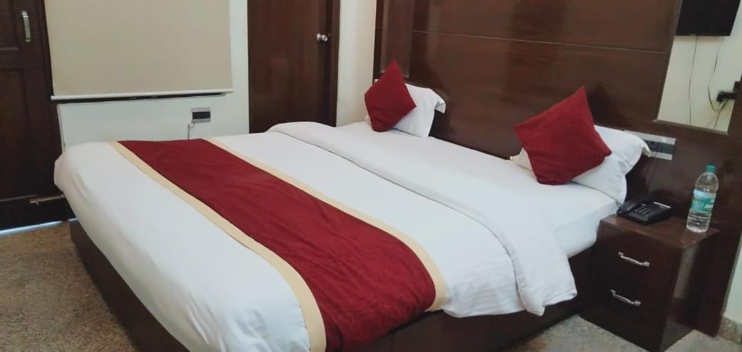 Arsh Residency Hotel Lucknow Eksteriør billede